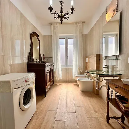 La Fenice - Flat 3*